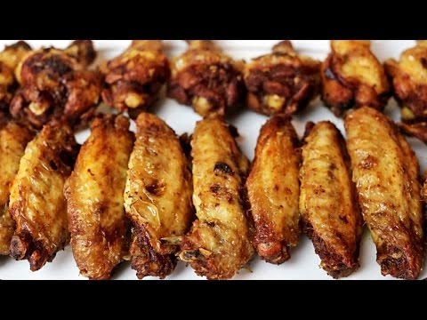 Como adobar alitas de pollo fritas